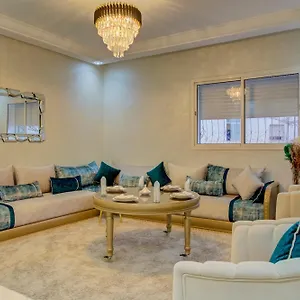 https://crystal-house.agadirhotels.org